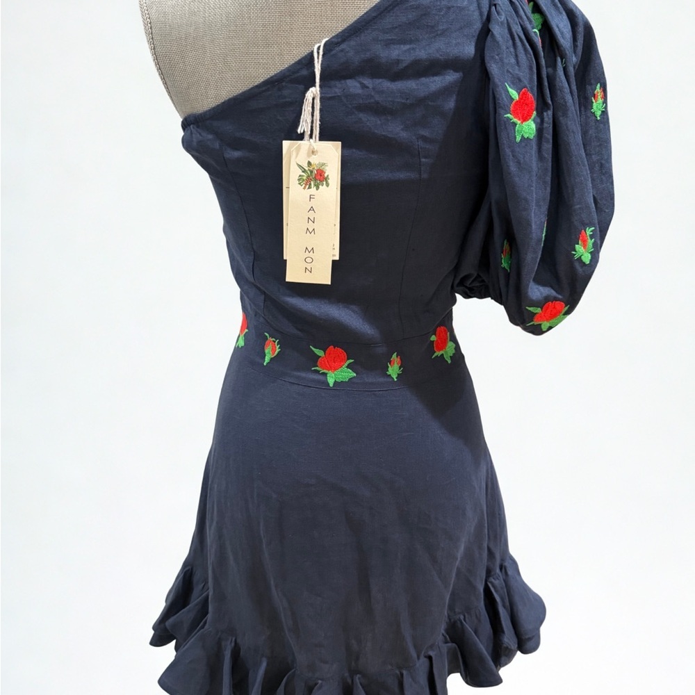 Fanm Mon Flame Linen One Sleeve Ruffle
Hem Floral Embroidery Mini Dress - Picture 3 of 4